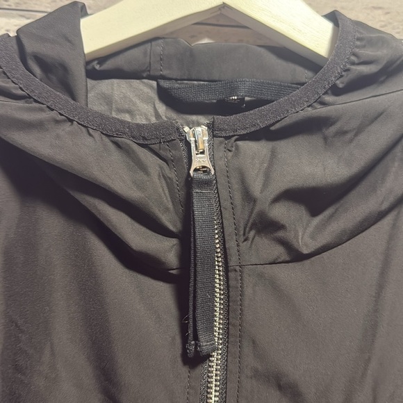 True Religion Sebastian Windbreaker - Picture 4 of 8